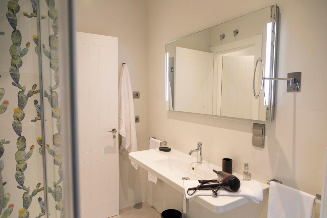 La Playa Suites Suances Extérieur photo