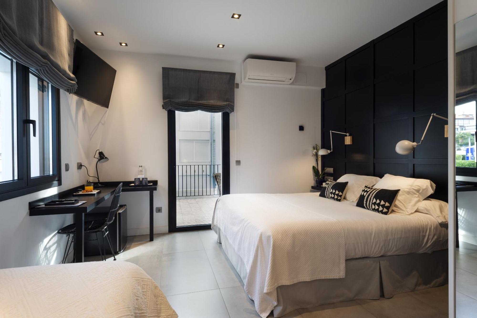 La Playa Suites Suances Extérieur photo