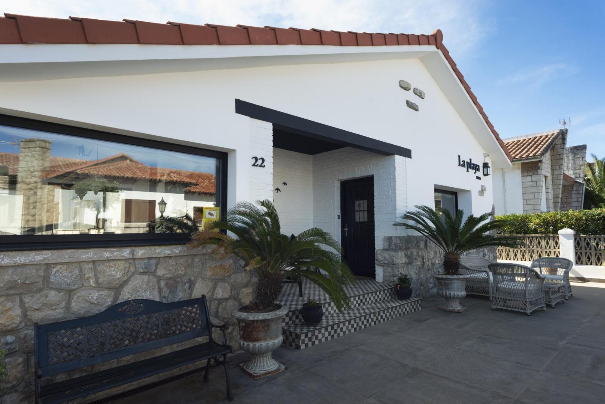 La Playa Suites Suances Extérieur photo