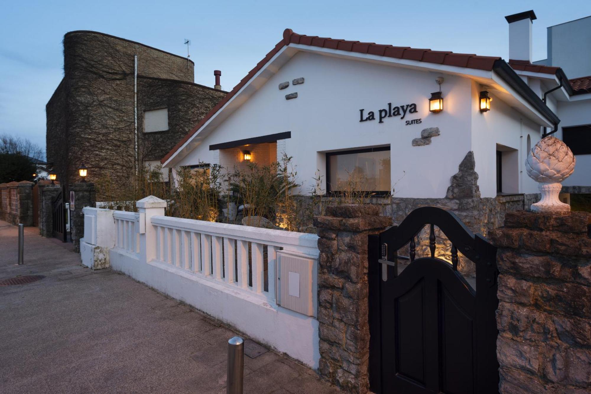 La Playa Suites Suances Extérieur photo